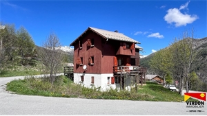 chalet à la vente -   04260  ALLOS, surface 91 m2 vente chalet - UBI438360704